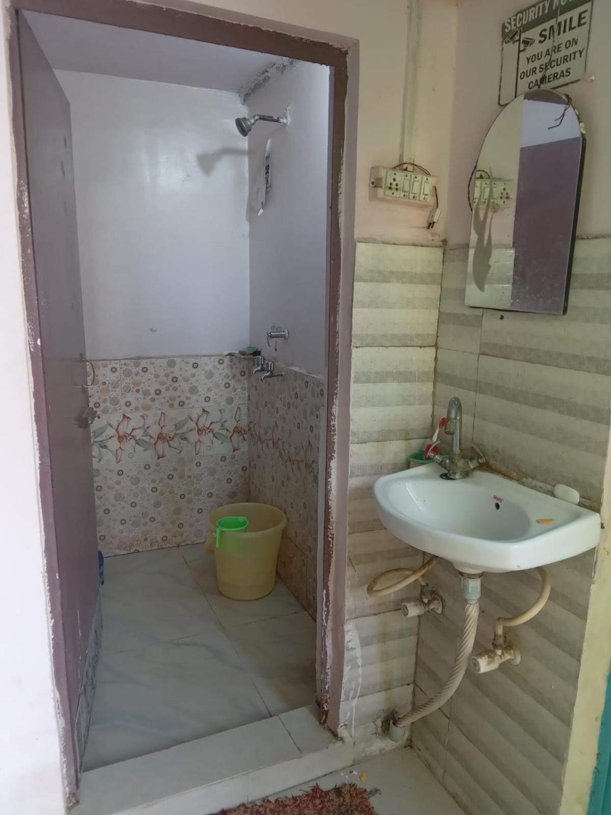 Superinn Home Stay& Guest House Агра Экстерьер фото